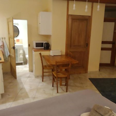 Au Coeur De Montastruc-La-Conseillere - Chambres D'Hotes Ngoại thất bức ảnh